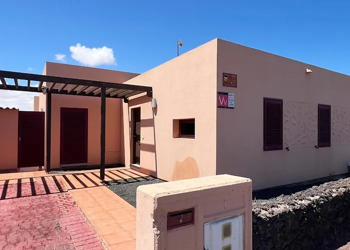 Anahi Homes Corralejo - Brezo 1 *